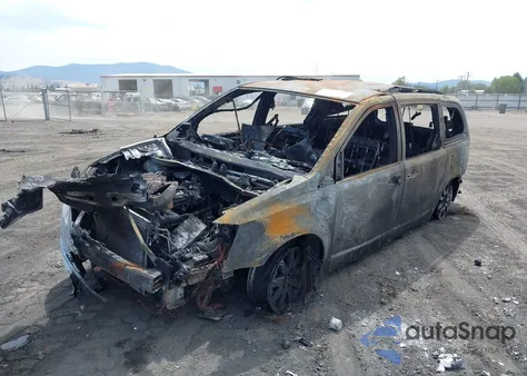 2015 Chrysler Town & Country Touring from USA, damaged, VIN 2C4RC1BG6FR752380